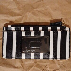 Apt 9 slim wallet Black/White Striped. Holds ID And 6 Credit cards